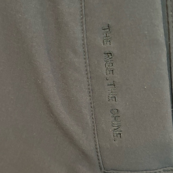 Vuori Womens Sky Puffer Jacket in black, size small.
New with tags! - Picture 9 of 14